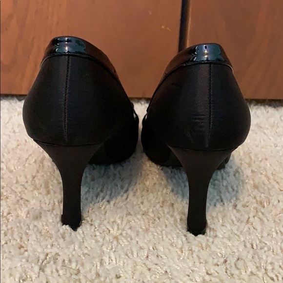 Black Heels - Picture 4 of 6
